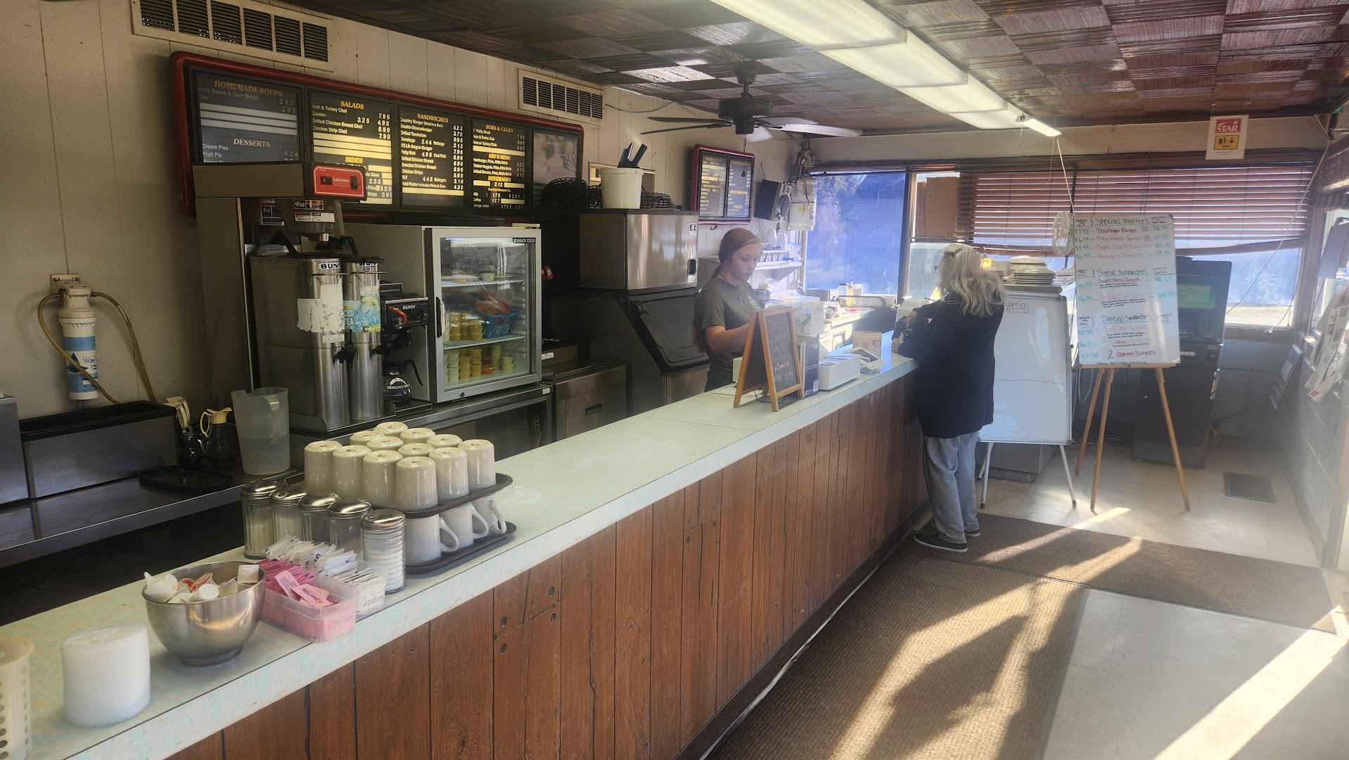 Little Town & Country Restaurant